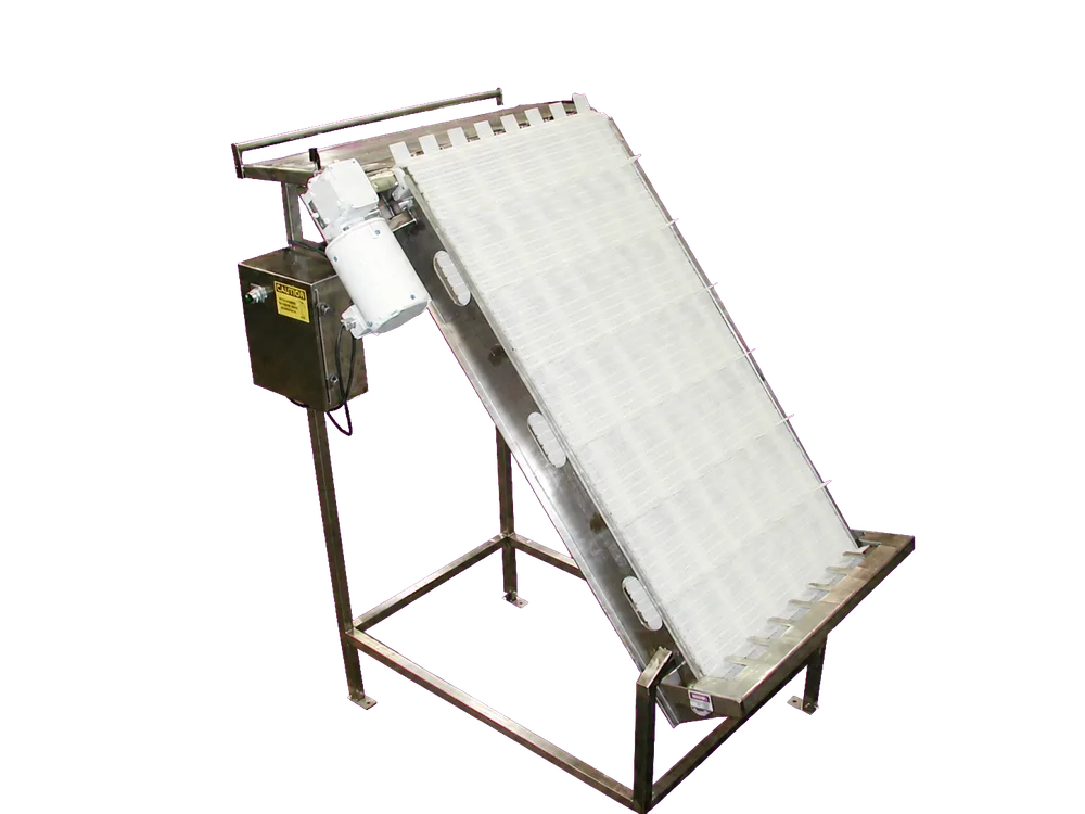 Inclined Cleated Conveyor